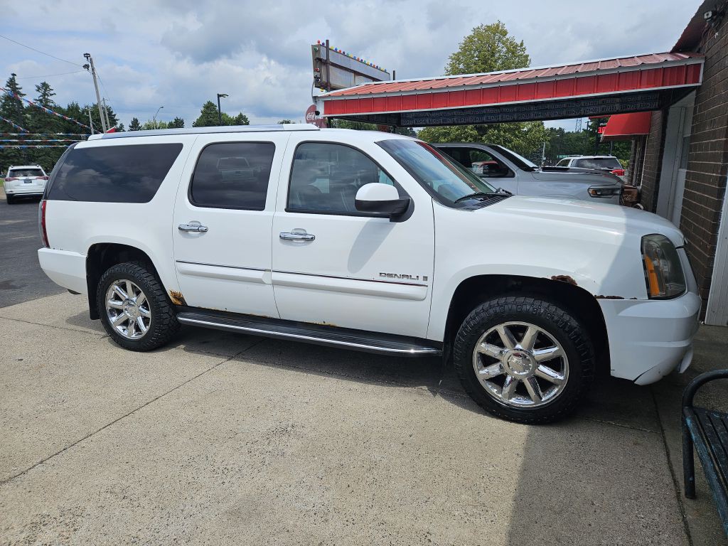 2008 GMC Yukon Image 3