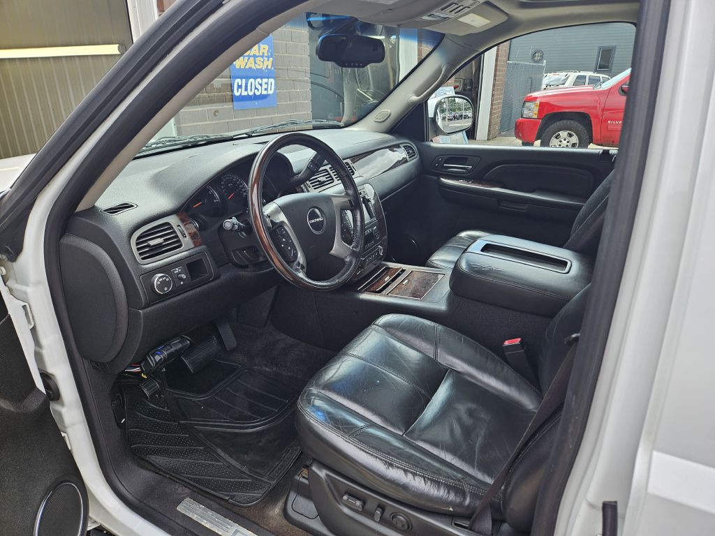 2008 GMC Yukon Image 5