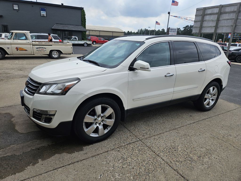2015 Chevrolet Traverse Image 3