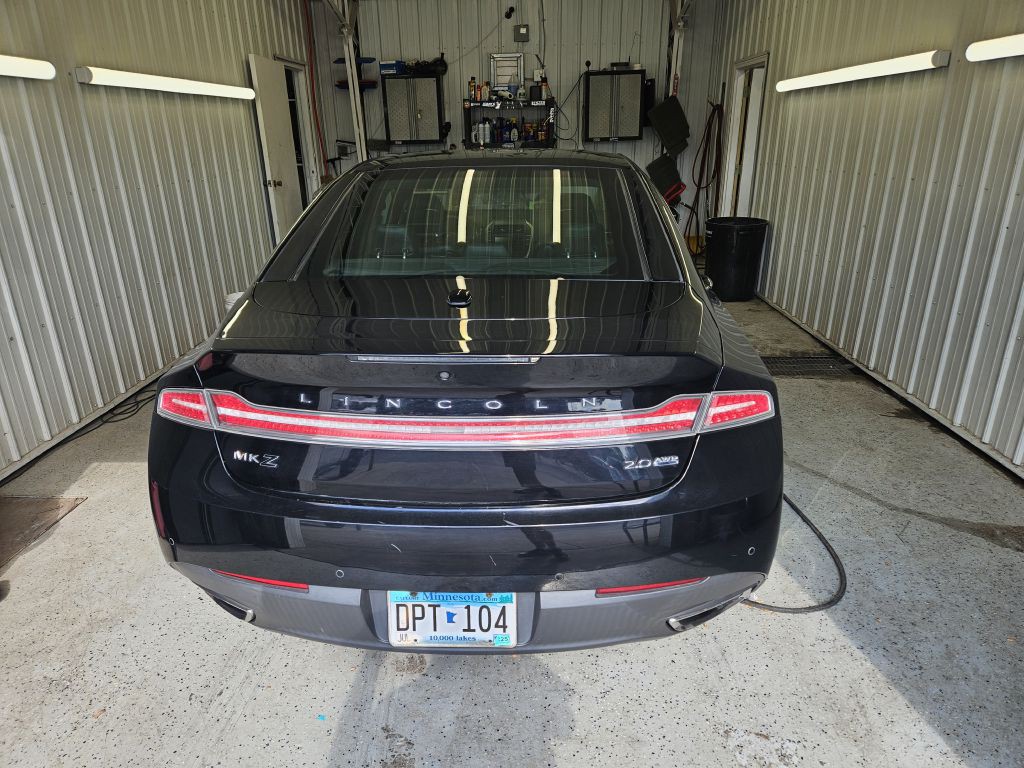 2016 Lincoln MKZ Image 4