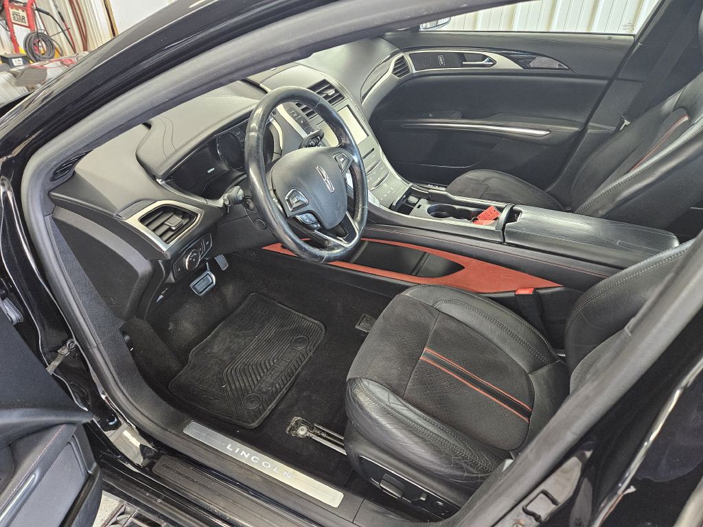 2016 Lincoln MKZ Image 5