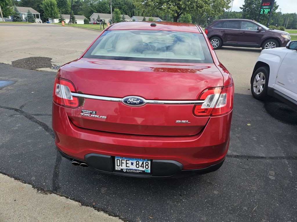 2012 Ford Taurus Image 4
