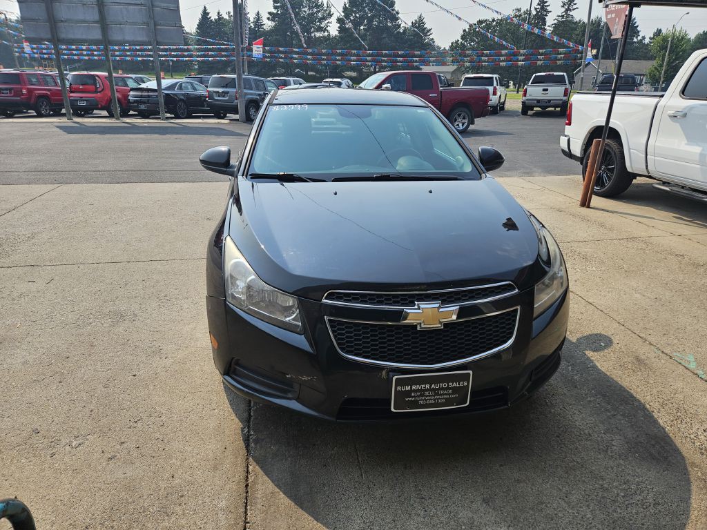 2012 Chevrolet Cruze Image 2