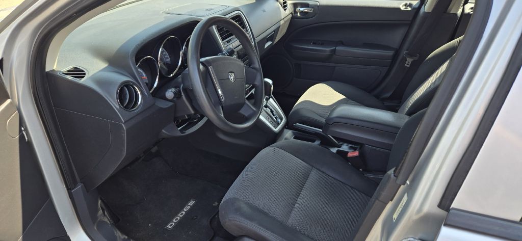 2012 Dodge Caliber Image 4
