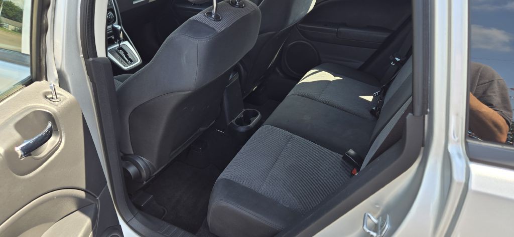 2012 Dodge Caliber Image 5
