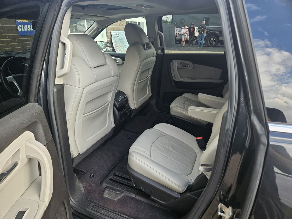 2010 Chevrolet Traverse Image 7