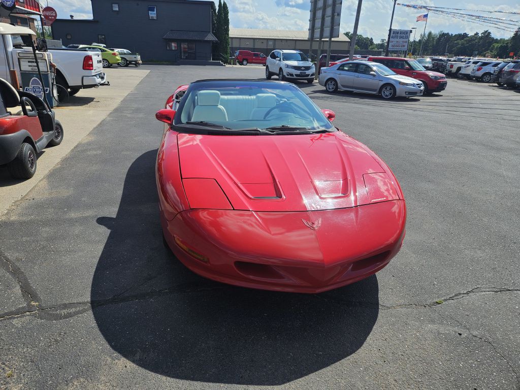 1997 Pontiac Firebird Image 2