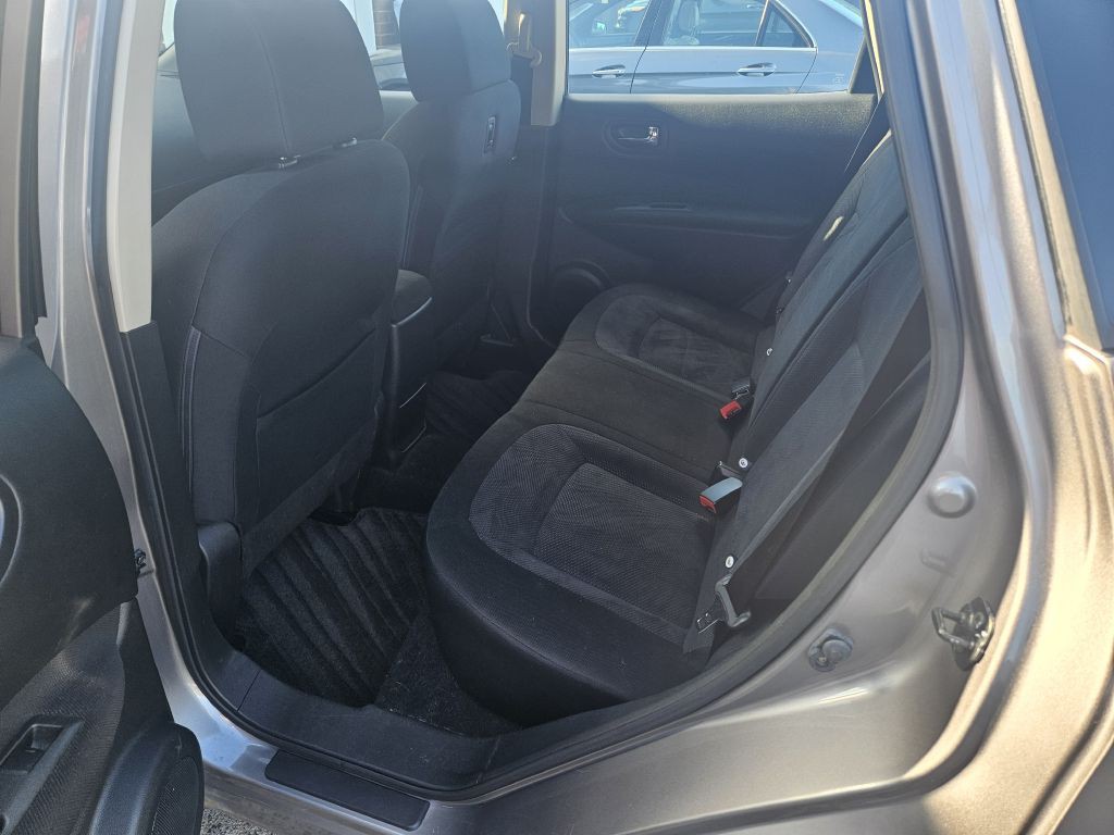2013 Nissan Rogue Image 6