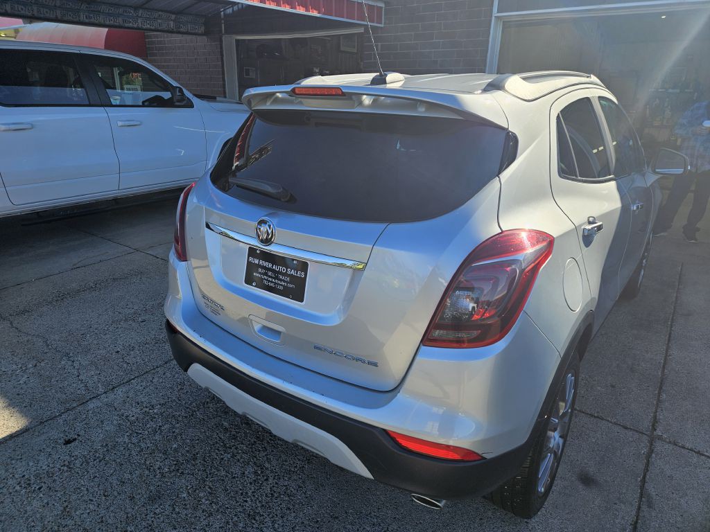 2017 Buick Enclave Image 4