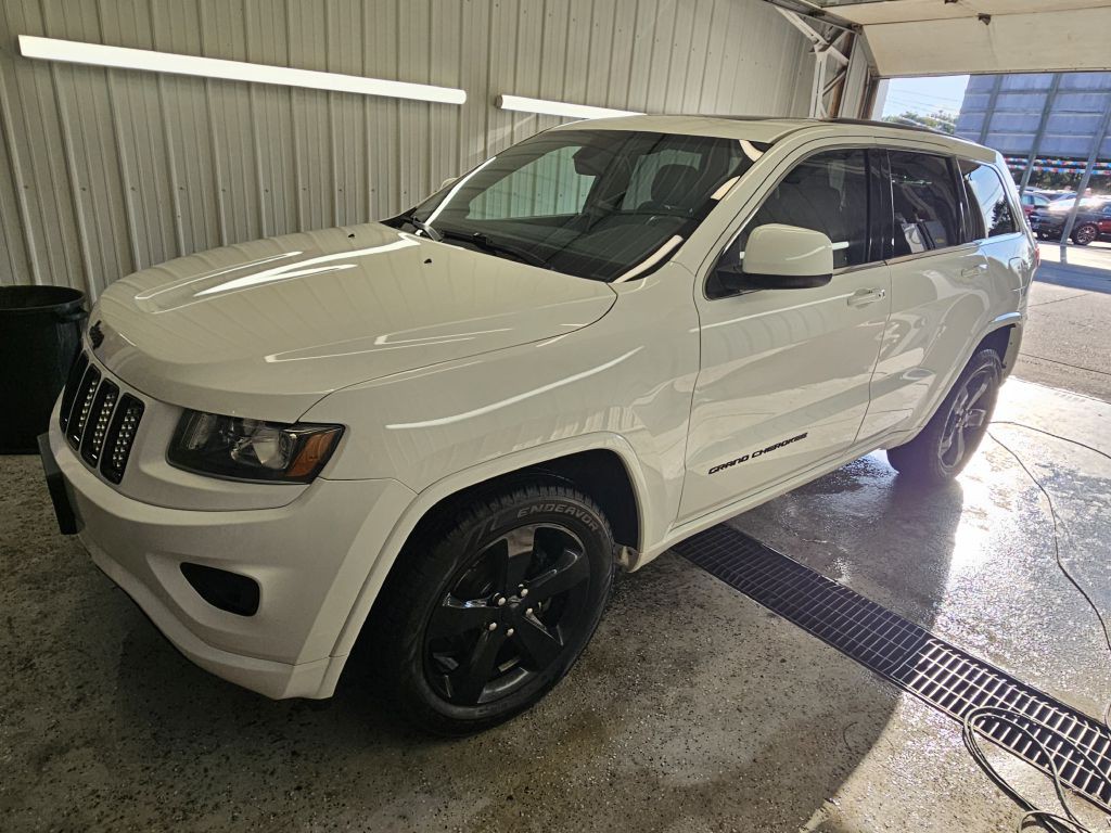 2015 Jeep Grand Cherokee Image 1