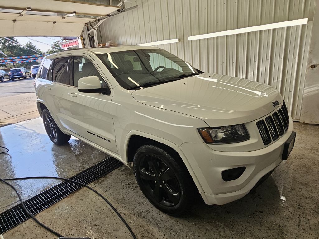 2015 Jeep Grand Cherokee Image 3