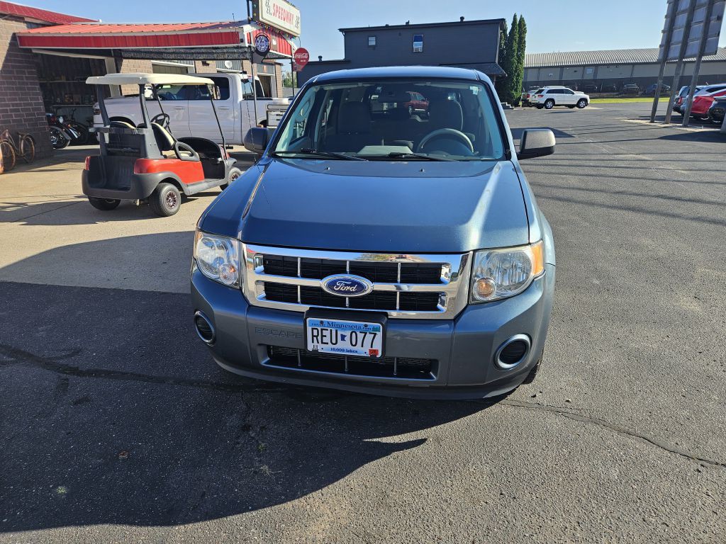 2011 Ford Escape Image 2