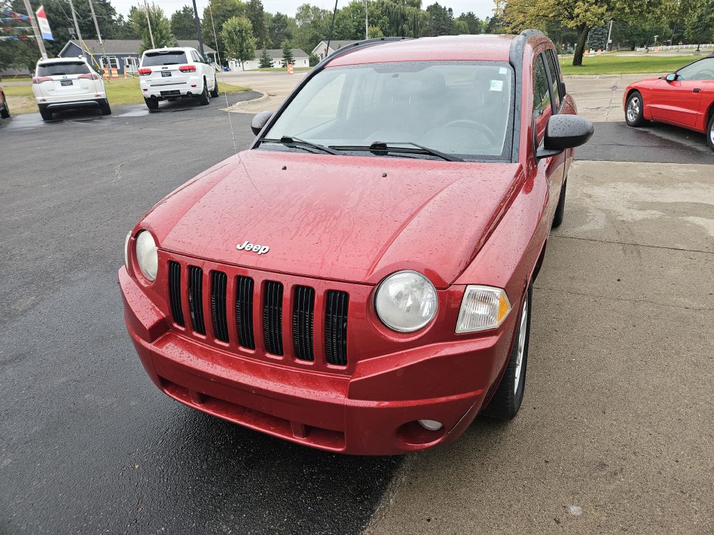 2010 Jeep Compass Image 2
