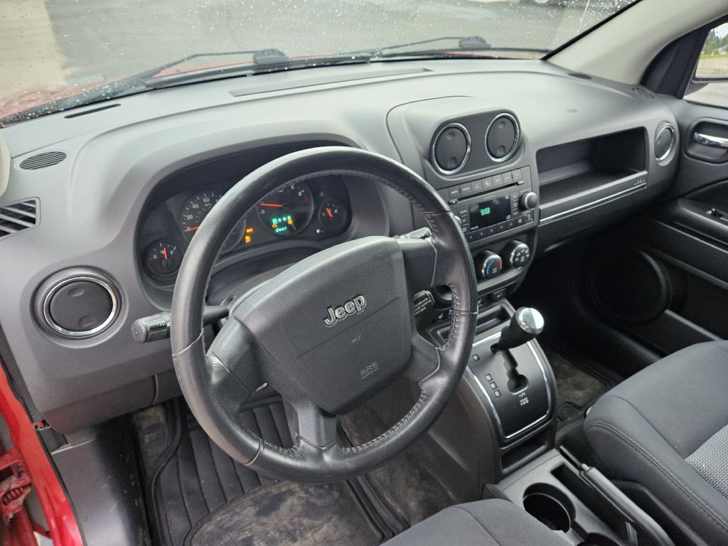 2010 Jeep Compass Image 6