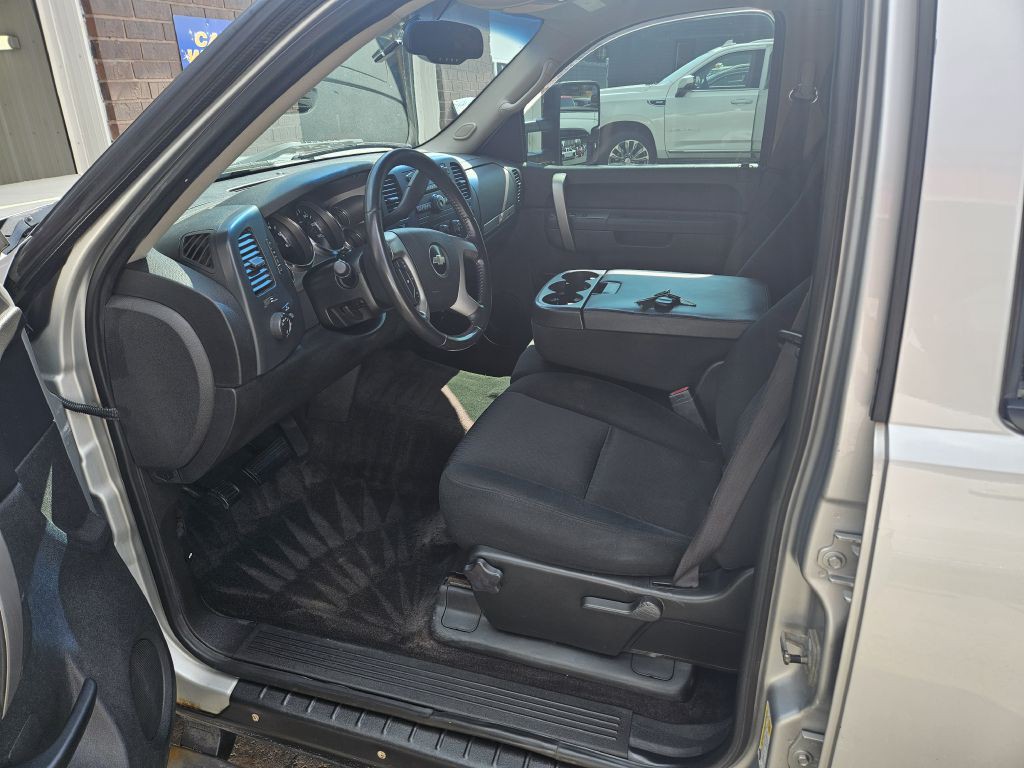 2010 Chevrolet Silverado 1500 Image 5