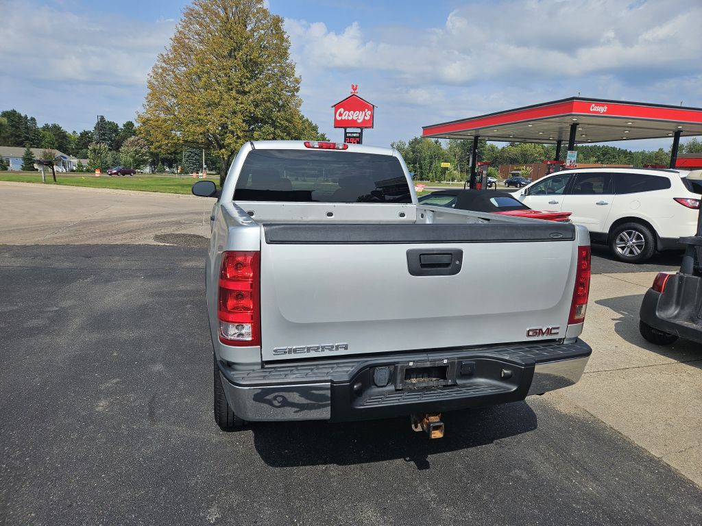 2011 GMC Sierra Image 4