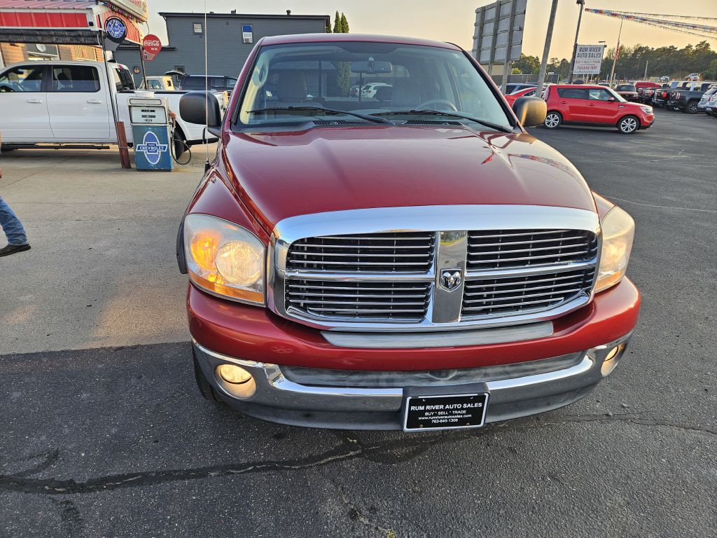 2006 Dodge Ram 1500 Image 2