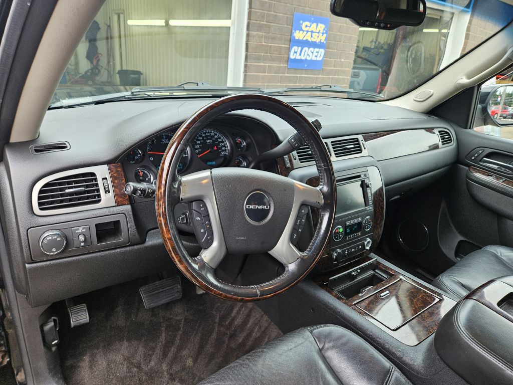 2011 GMC Yukon Image 6