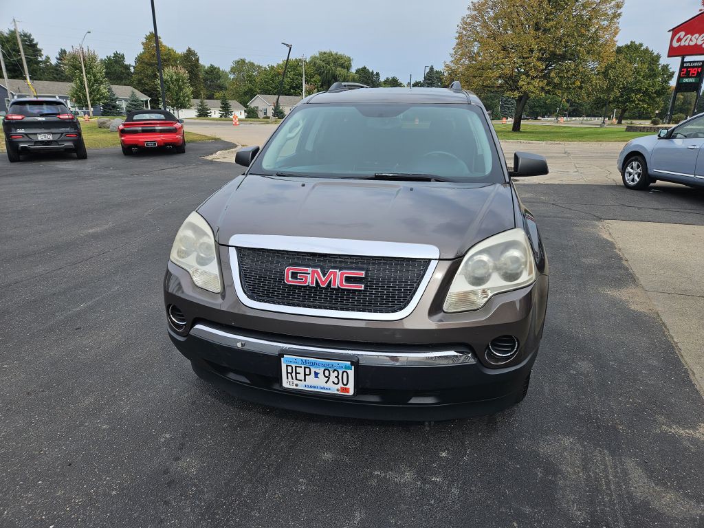 2010 GMC Acadia Image 3