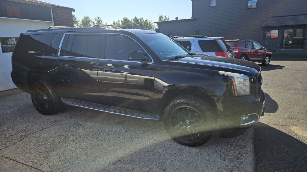 2015 GMC Yukon Image 2