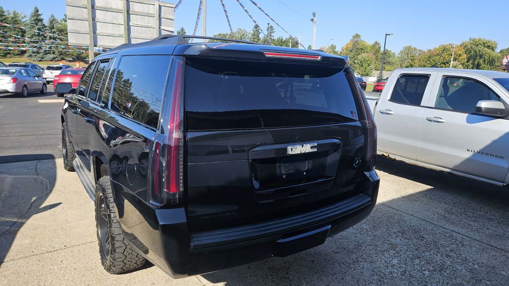 2015 GMC Yukon Image 4