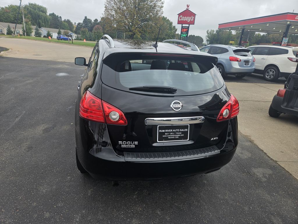 2014 Nissan Rogue Image 4