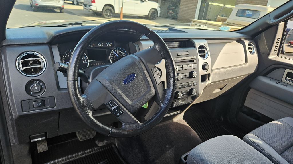 2011 Ford F-150 Image 6