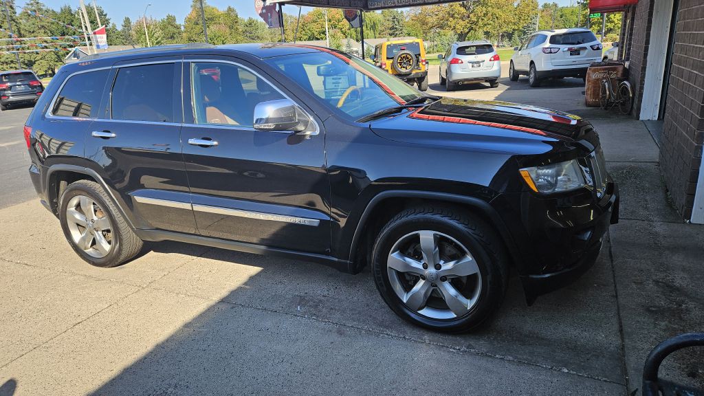 2013 Jeep Grand Cherokee Image 1
