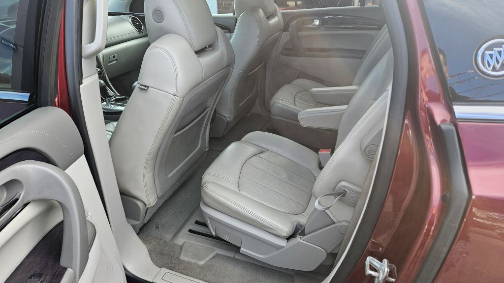 2015 Buick Enclave Image 7