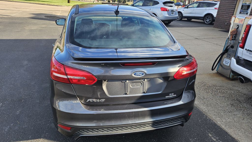 2015 Ford Focus Image 4