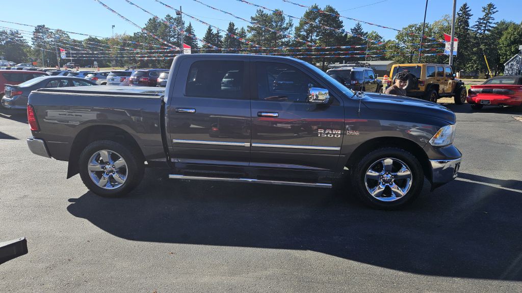 2014 RAM 1500 Image 1