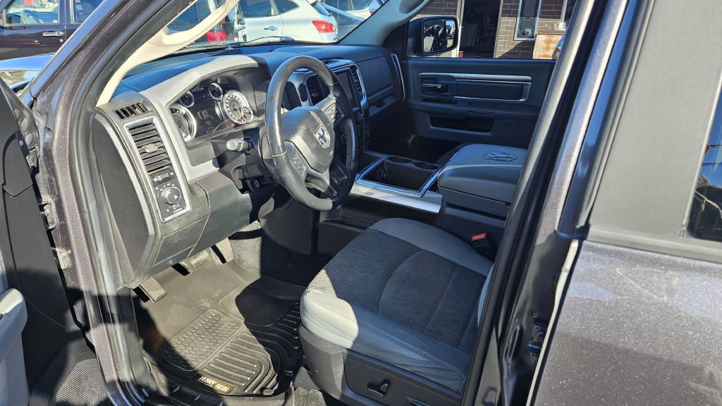 2014 RAM 1500 Image 5