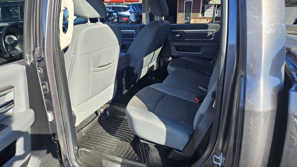2014 RAM 1500 Image 7