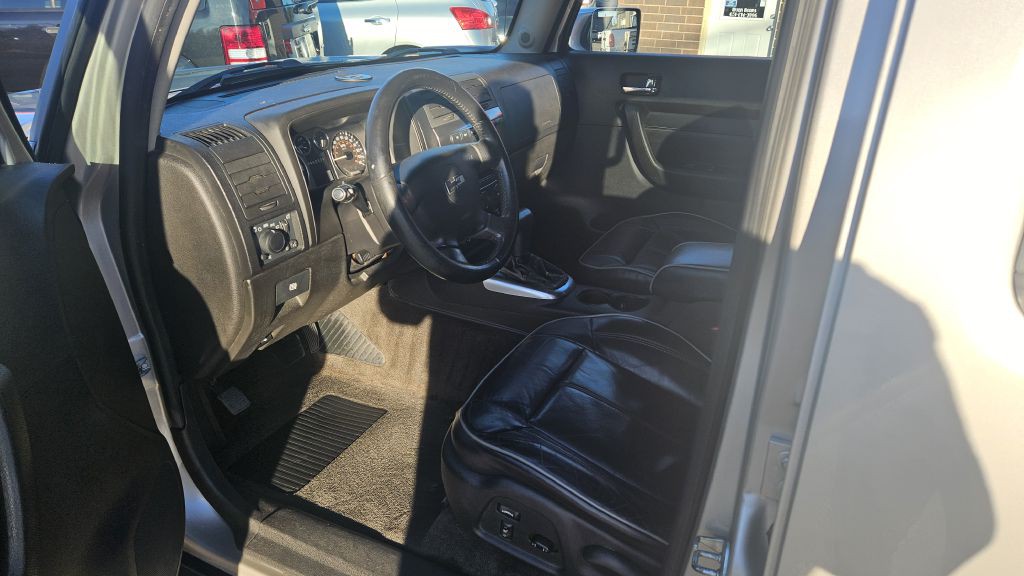 2006 HUMMER H3 Image 5