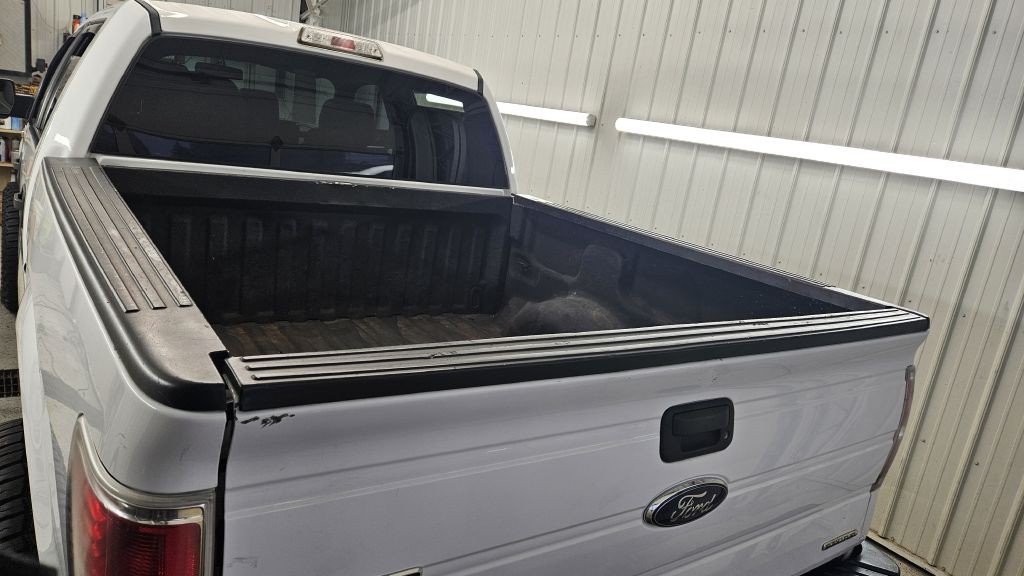 2014 Ford F-150 Image 4