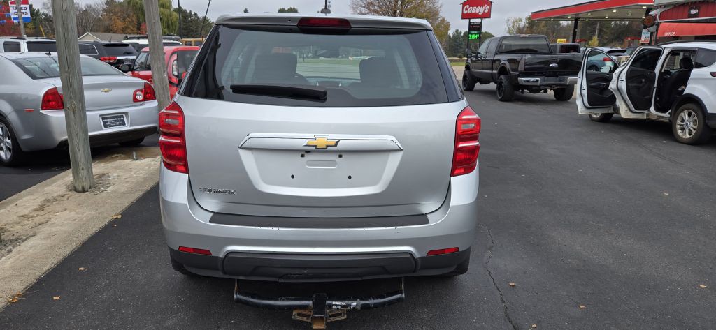 2017 Chevrolet Equinox Image 3