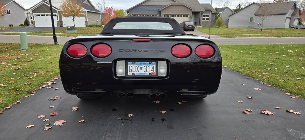 2000 Chevrolet Corvette Image 4