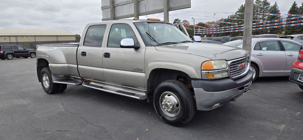 2001 GMC Sierra Image 1