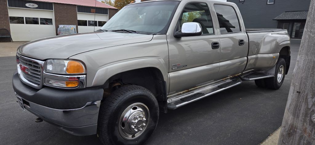 2001 GMC Sierra Image 3