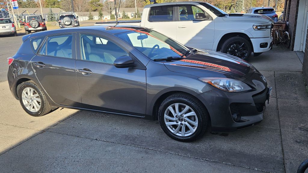 2013 Mazda Mazda3 Image 3
