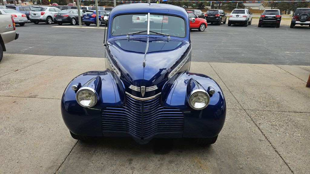 1940 Chevrolet Coupe Image 2