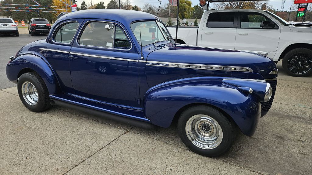 1940 Chevrolet Coupe Image 3