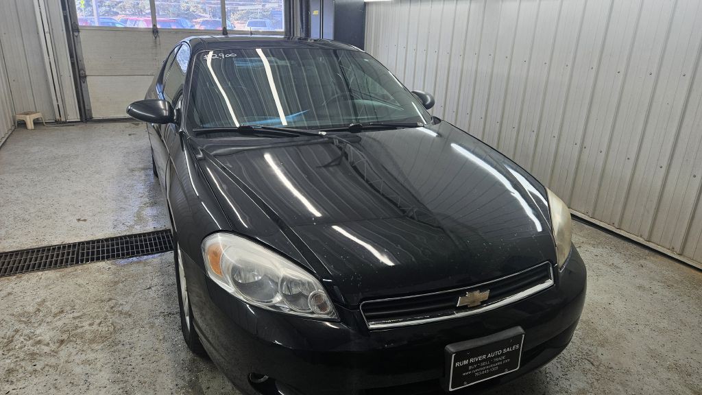 2006 Chevrolet Monte Carlo Image 2
