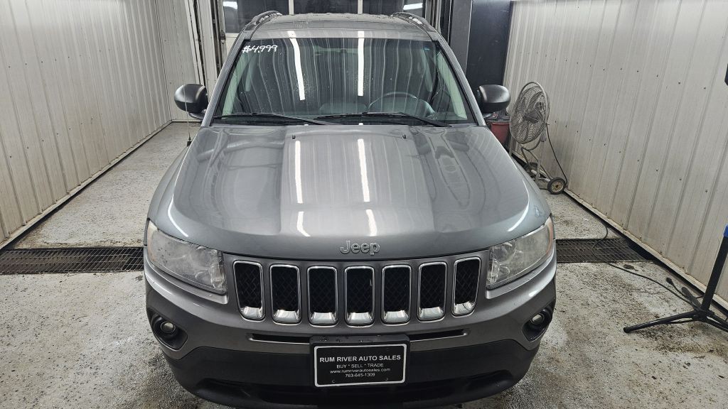 2011 Jeep Compass Image 2