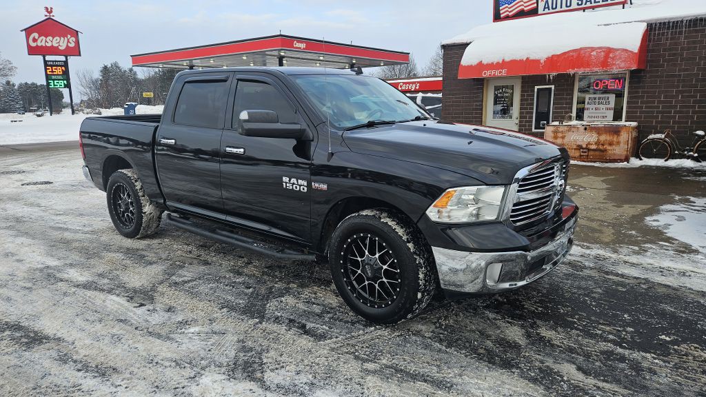 2016 RAM 1500 Image 3