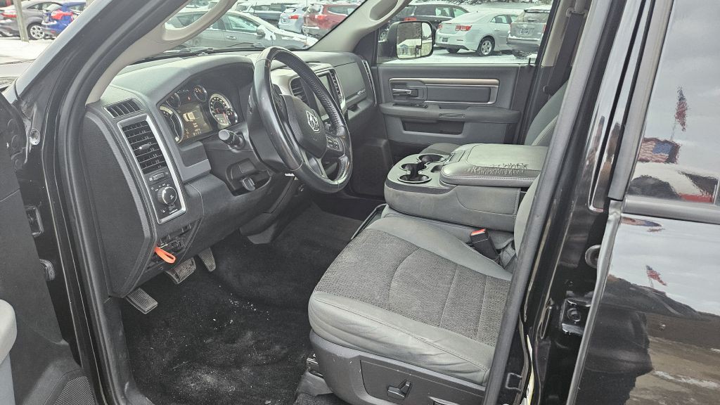 2016 RAM 1500 Image 5