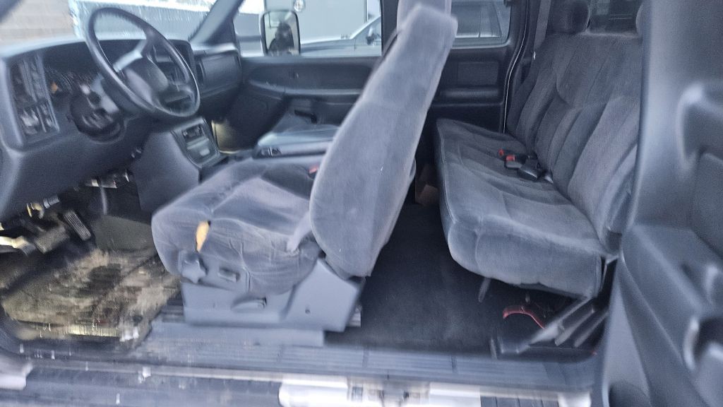 2001 Chevrolet Silverado 1500 Image 6