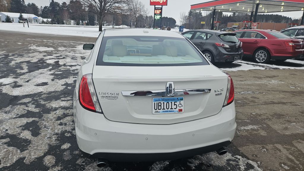 2009 Lincoln MKS Image 4