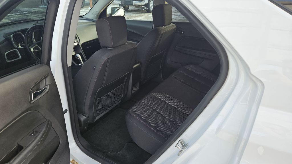 2015 Chevrolet Equinox Image 7