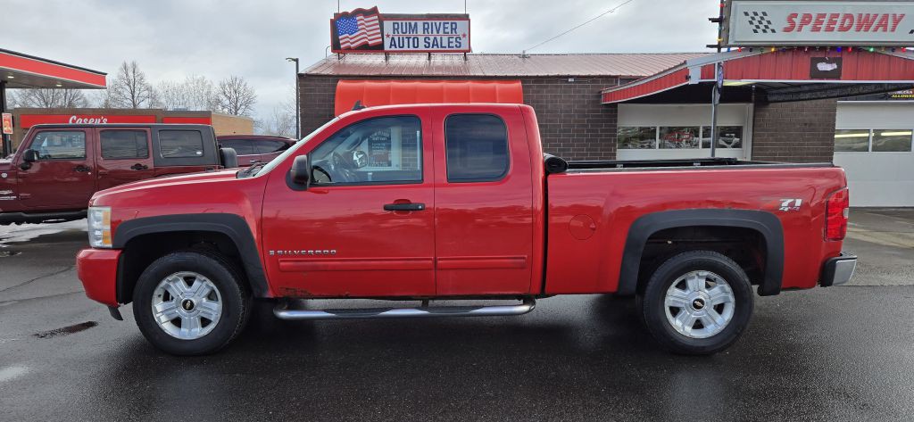 2009 Chevrolet Silverado 1500 Image 2